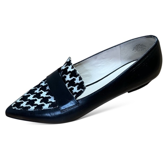 NINE WEST Genuine Leather Pointy Toe Flats Houndstooth Calf Hair Upper US Sz 8.5 - Picture 1 of 9